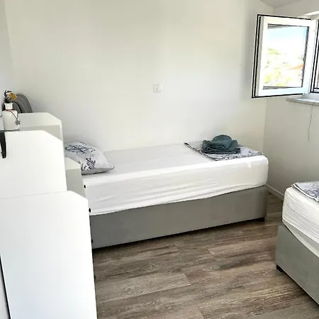 Apartment Novo Uredeni Sa Velikom Terasom *